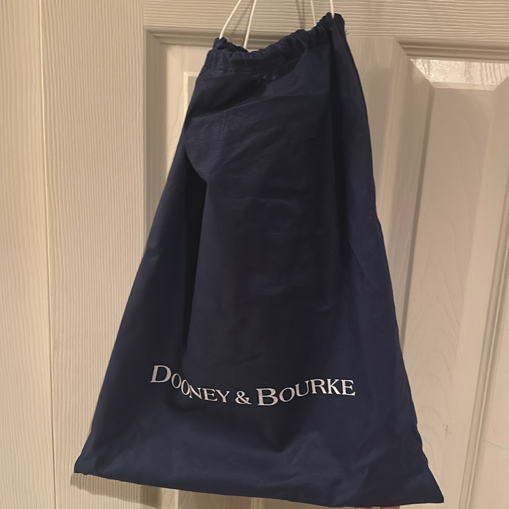 BNWT Dooney & Bourke Kimberly in Sea Foam pebble leather with Dust bag cover - Picture 4 of 4